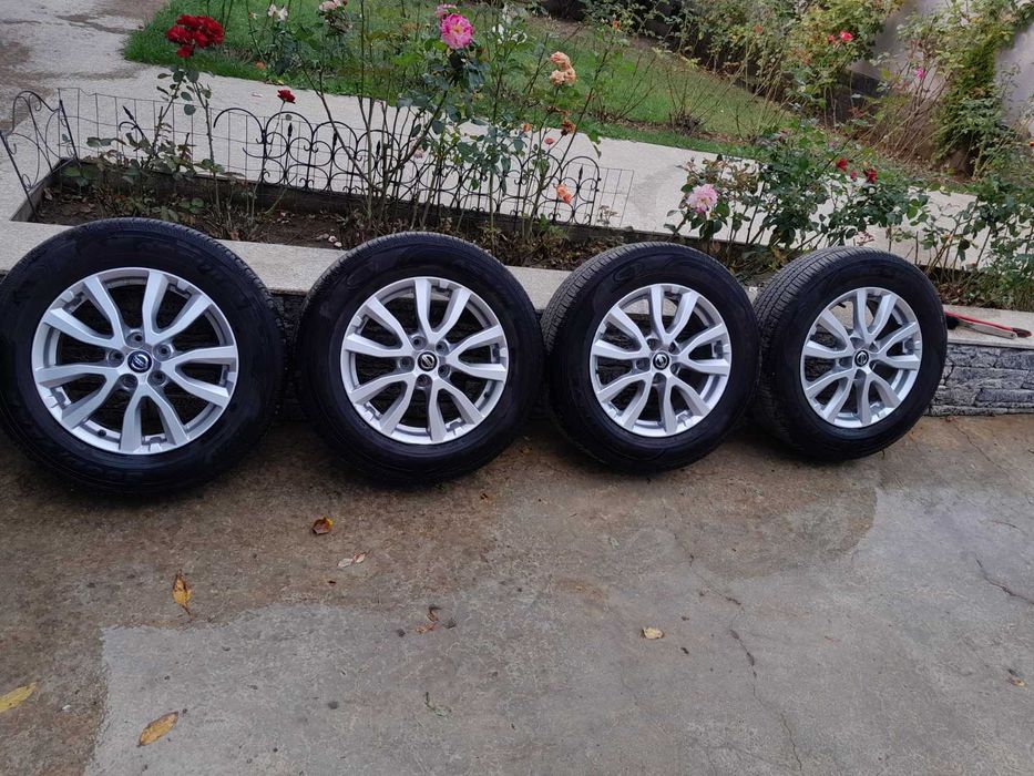 Продавам комплект лети джанти с гуми за Нисан X-Trall 2018г.