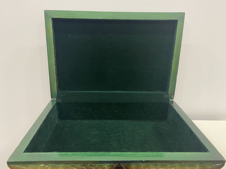 Продаю шкатулку для украшений