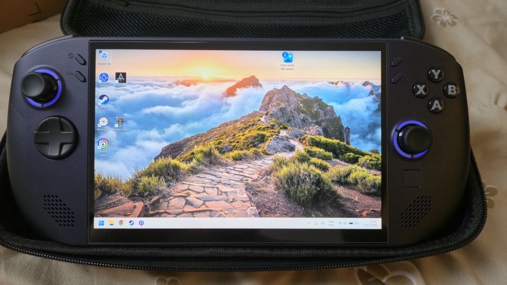 Lenovo Legion Go S Z1Extreme