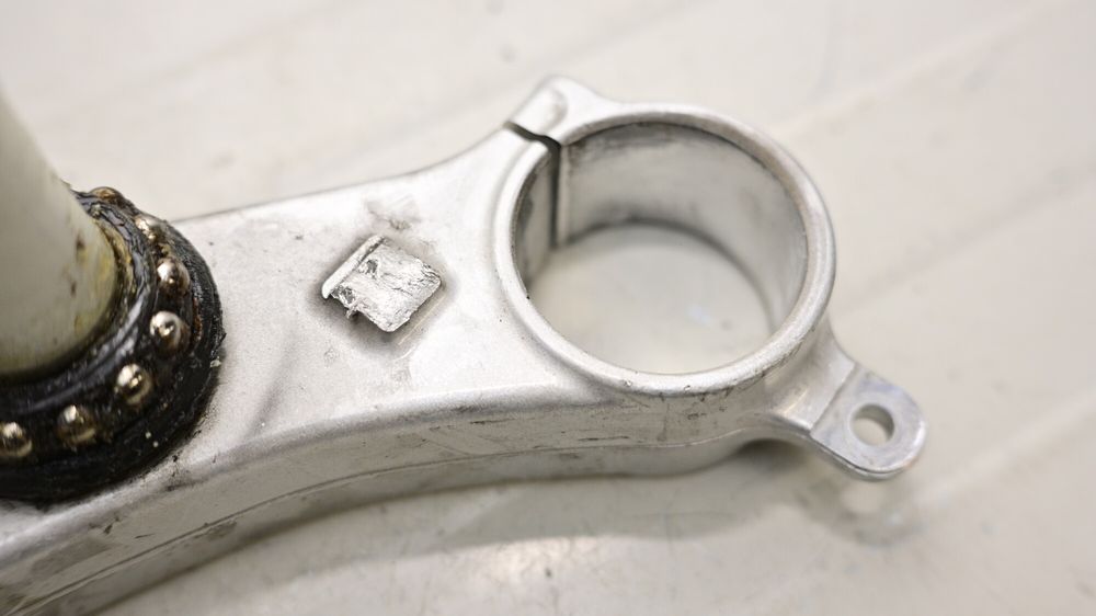 Jug Furca Inferior Yamaha R1M 2015 - 2019