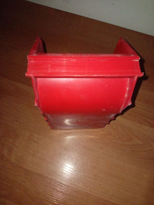 Лоток для болтов мелочи