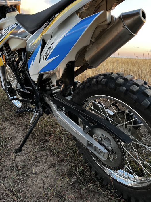 Продам мотоцикл Racer 300