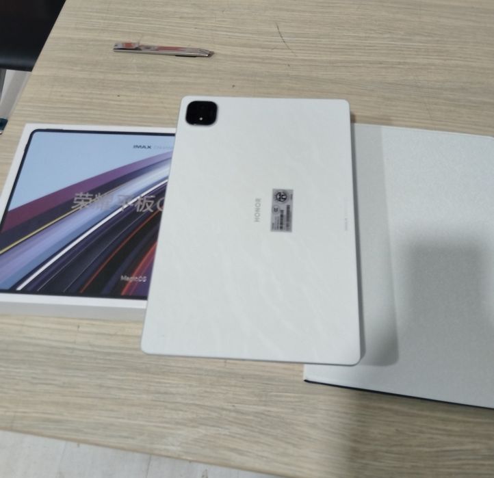 Honor Tablet Gt Pro plansheti