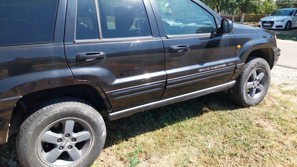 Vând Grand Cherokee 2.7 diesel