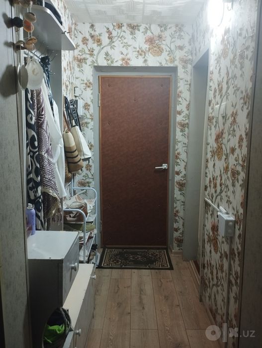 Продается 2/4/4,Чиланзар 23, балкон 2x6, кирпич, 54 м²