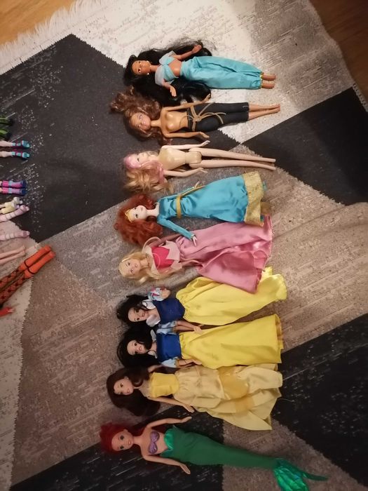 Много кукли принцеси различни цени