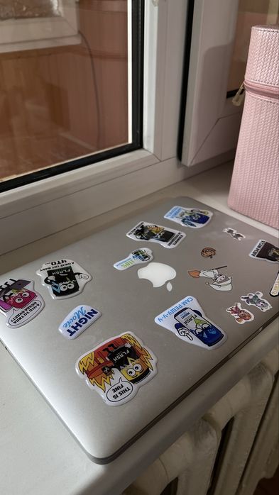 Macbook срочно продам