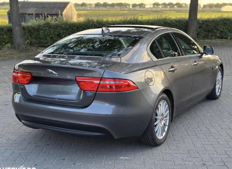 JAGUAR XE 2018 — imagine 2