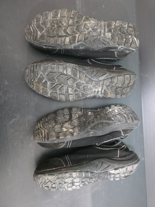 Работни обувки 42 и 44 Delta