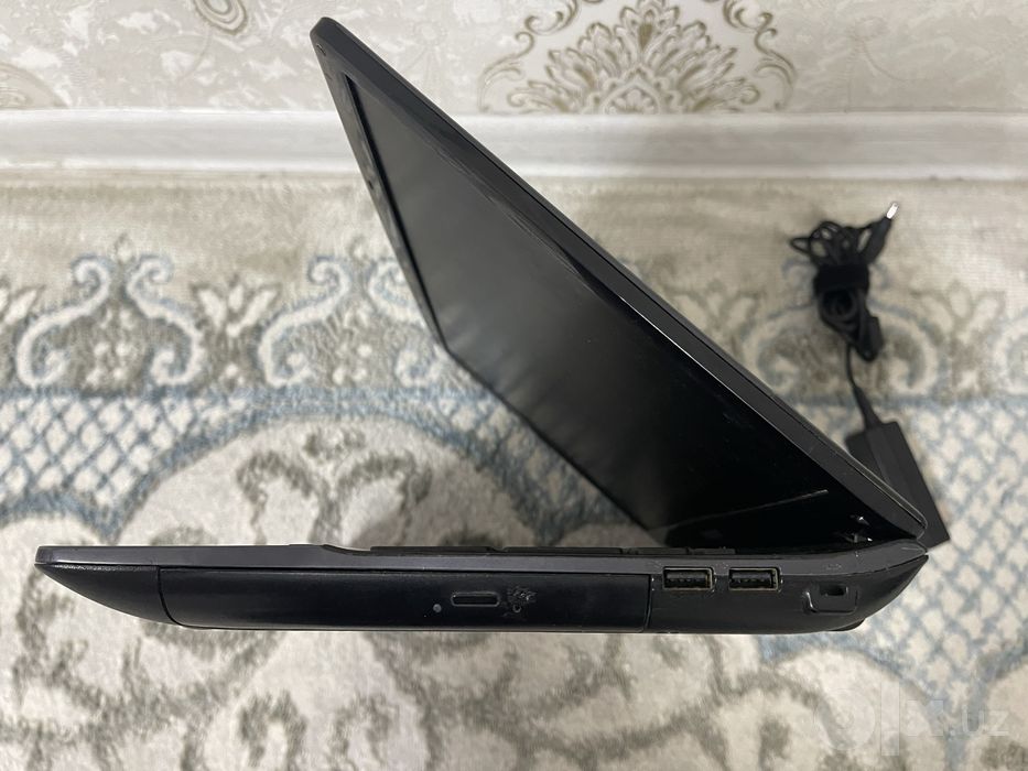 Продам ноутбук Samsung Np300