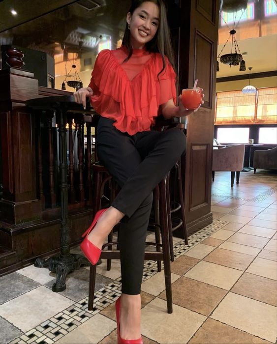 Конбинезон шыкарно смотрится