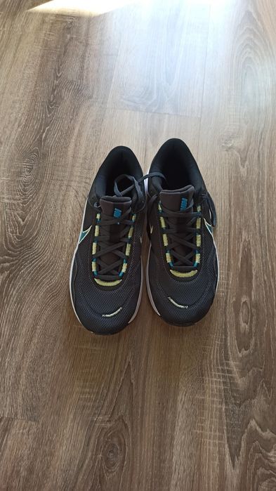 Nike Legend Essential 3NN