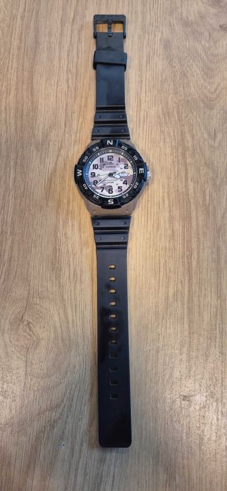 Мъжки часовник CASIO - MRW-220