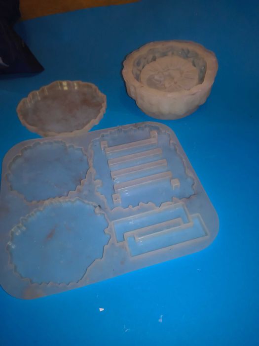 Силиконови форми за смола/ гипс/ керамика
