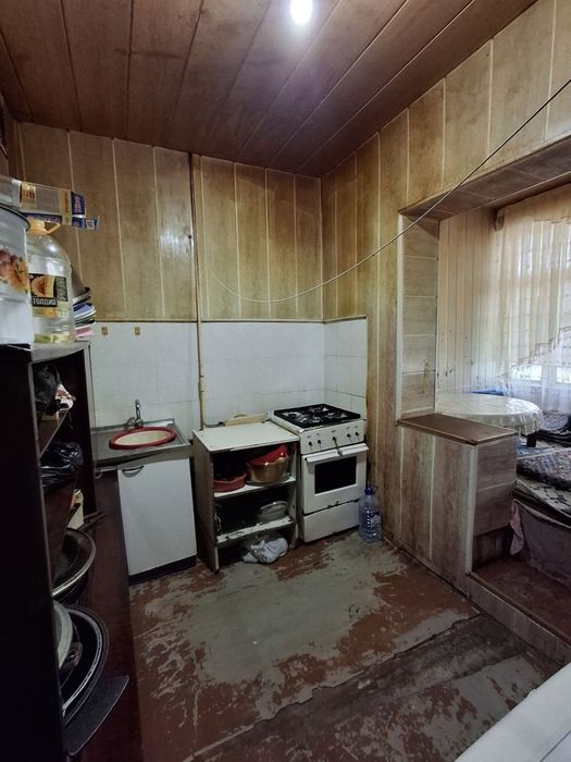 1 xonali kvartira sotiladi,