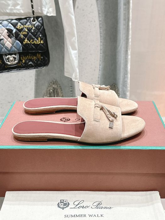 Papuci slapi Loro Piana marimi 35-40, tip Premium