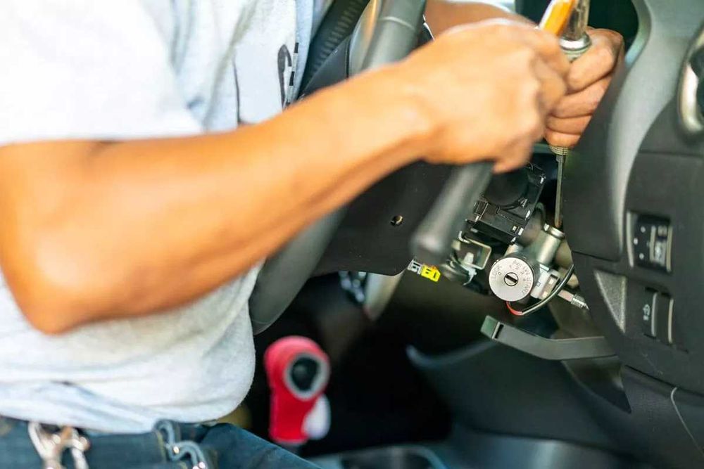 Deblocari auto Bistrita,chei auto!!!