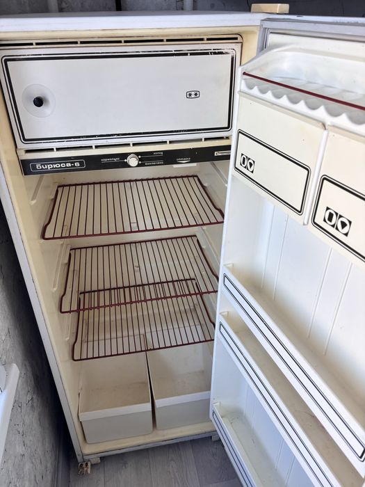 Продам холодильник  бюрюса 6