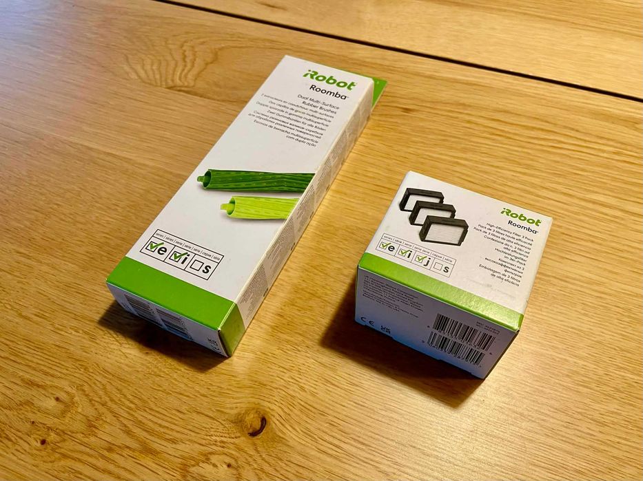 iRobot Roomba i3 - робот за почистване с подарък резервни филтри