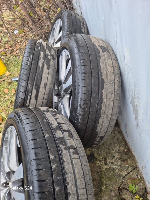 Шины СРОЧНО продаю