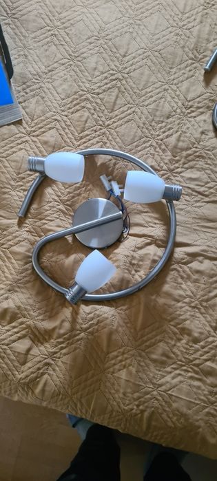 Lustra ,aplica în stare foarte buna