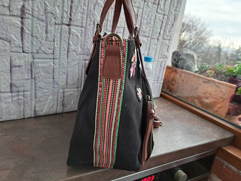 дамска чанта Desigual,черна текстилна чанта,торба