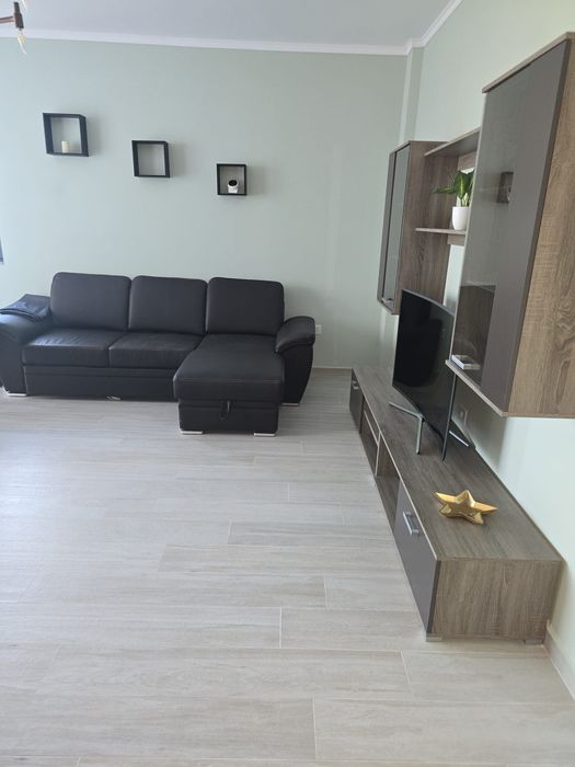 Apartament de închiriat