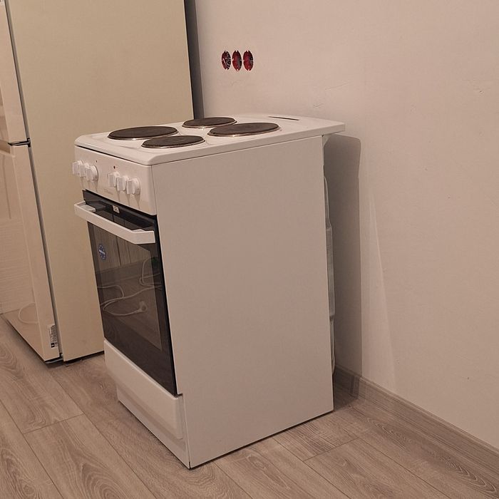 Продам плиту в хорошем состоянии