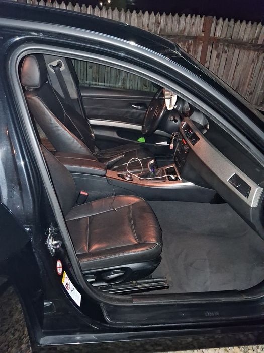 Vand BMW Seria3  320d  163