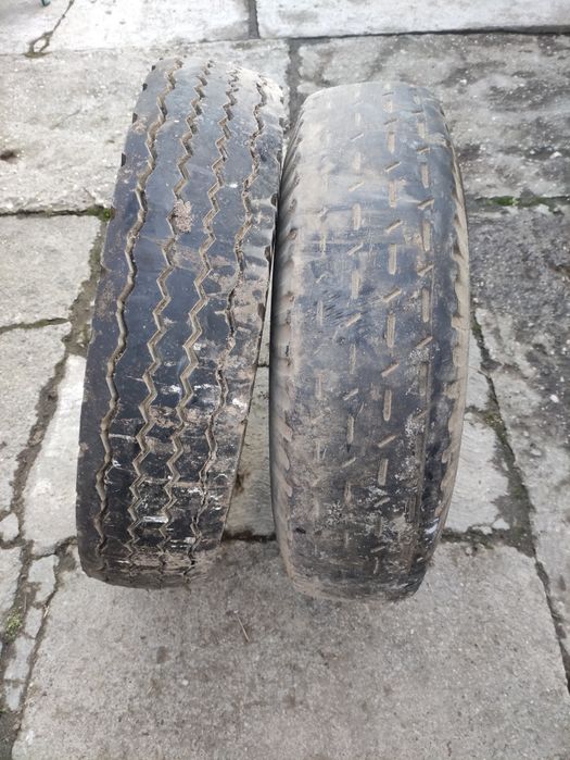 Vând 4 cauciucuri trailer 8.25- 15