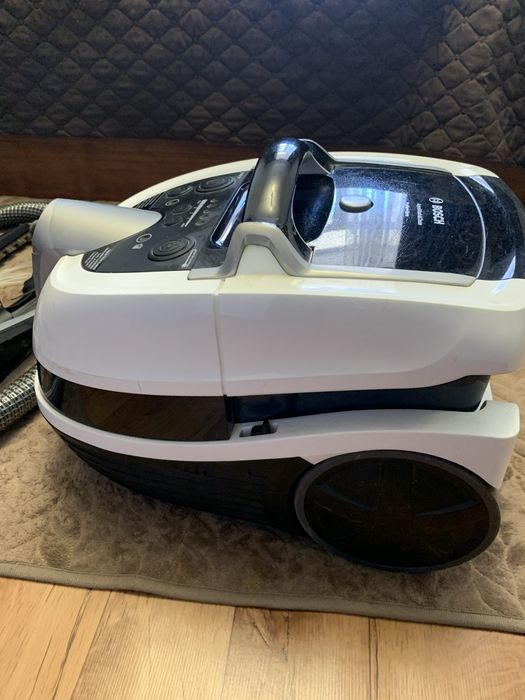 Пылесос Bosh домашний