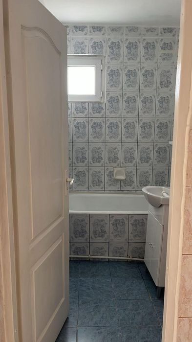 Vând apartament micro 20