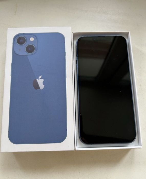 iPhone 13 128Gb с гарантией