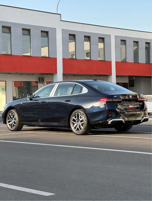 BMW i5 eDrive 40L под заказ от Terra Auto