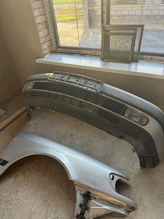 Продам на ауди 100 с4 передний крылия
