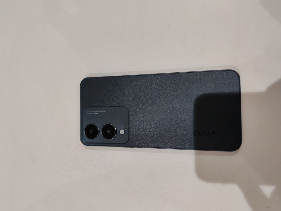 Sotladi vivo y17s