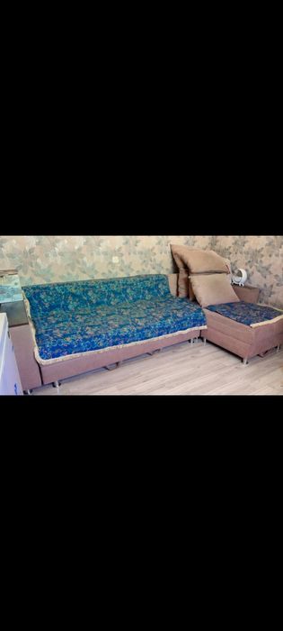 Продаётся диван раскладной 4м