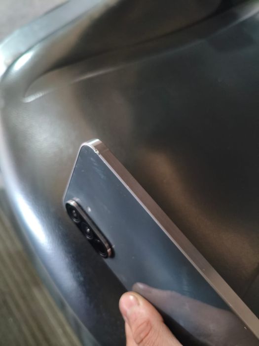 Продам Samsung a56 256g