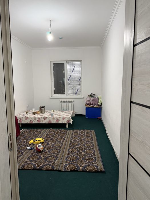 Srochno sotiladi Sergeli Yangi Darxonda 2 xona 66 kvadrat