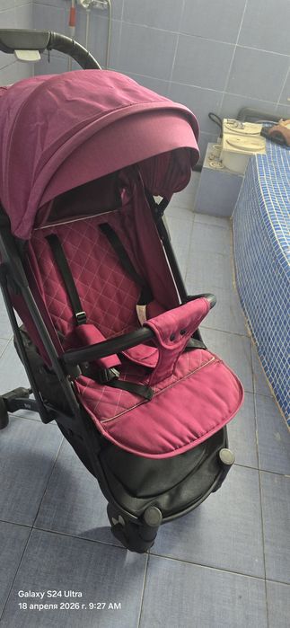Продам прогулочную коляску