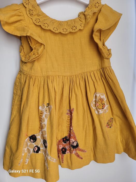 Продаются вещи на девочку