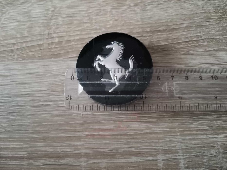черни капачки за джанти за Ферари Ferrari