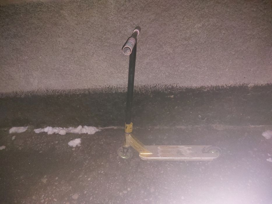 Самокат трюковой