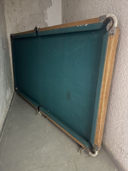 Бильярдный стол продам