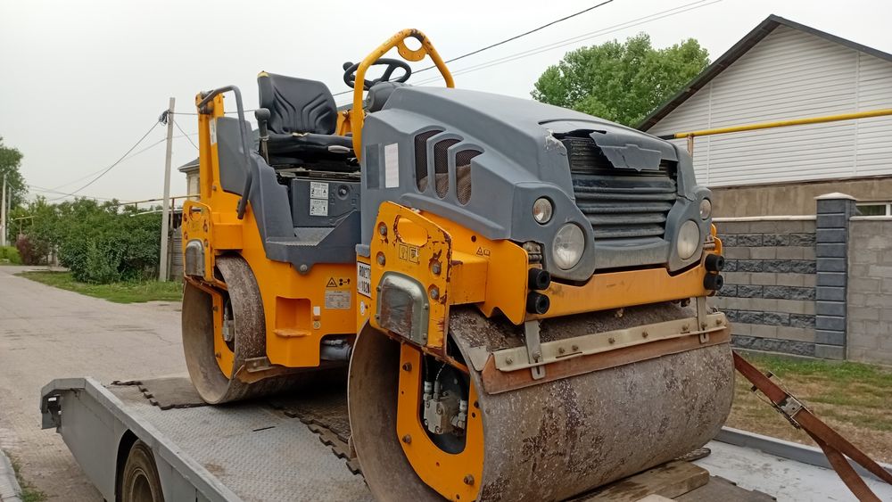 Асфальт Каток эвакуатор