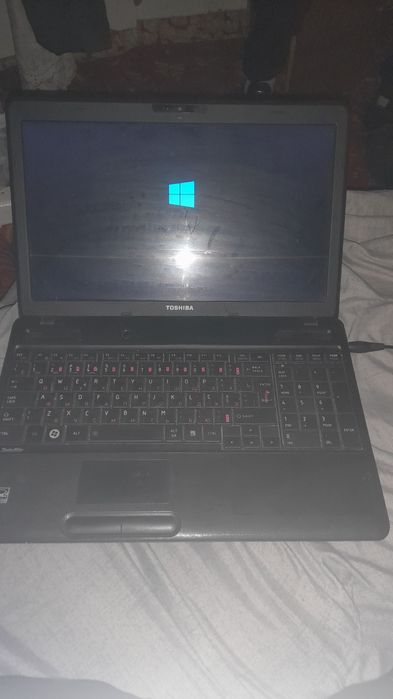 Продам  ноутбук тосшиба