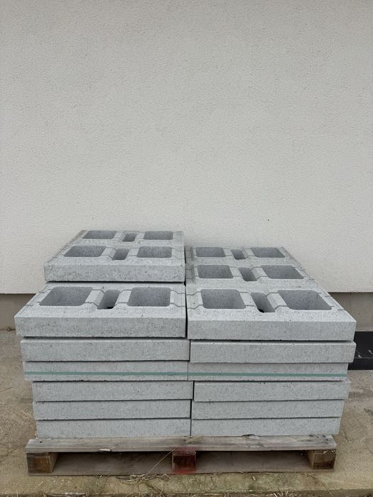 Vand 38 bucati boltari modulo