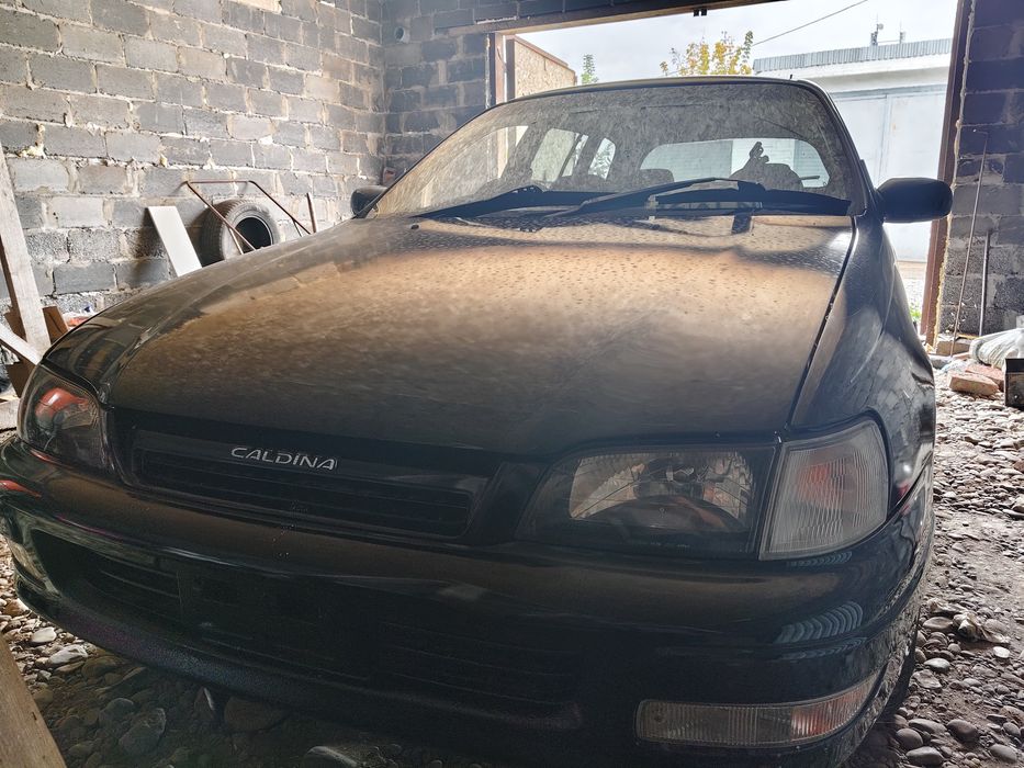 Тоуota Caldina 1995 г