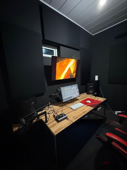 Звукоизоляционна панель