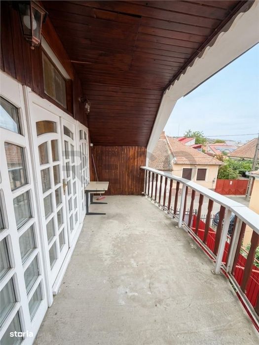 RECO Casa 3 camere cartier Velenta.